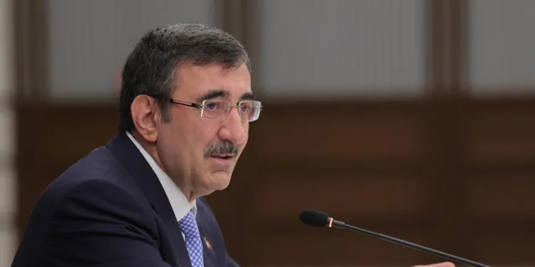 “Cari açığımızı düşürüyoruz”