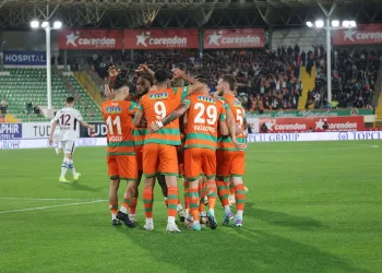 Alanyaspor-Galatasaray maçının biletleri satışa çıktı