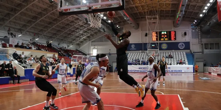 Türkiye Basketbol Ligi: Kocaeli Büyükşehir Belediye Kağıtspor: 82 – Esenler Erokspor: 85