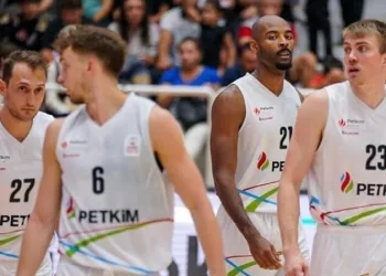 Aliağa Petkimspor, A. Efes deplasmanında
