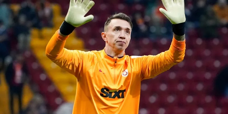 Fernando Muslera 5. kez ‘dalya’ diyecek