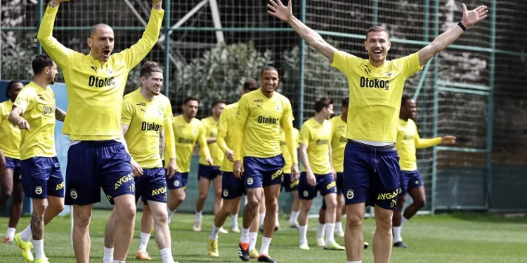 Fenerbahçe, Adana Demirspor maçı hazırlıklarını sürdürdü