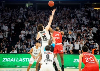 Beşiktaş, Fransa’da final peşinde