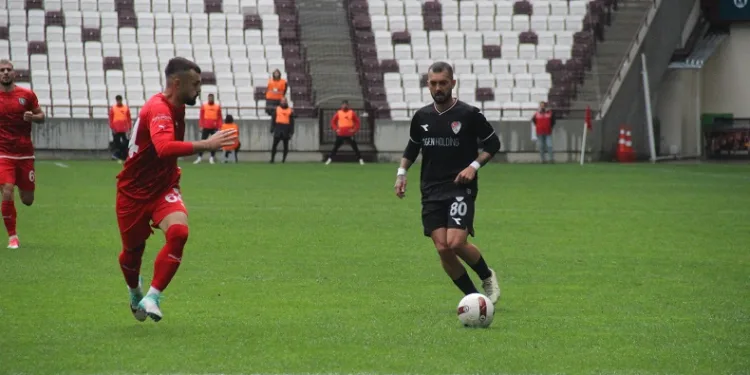 Elazığspor, Efeler 09 SFK deplasmanında