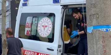 Tabancasını temizlerken kendini yaraladı