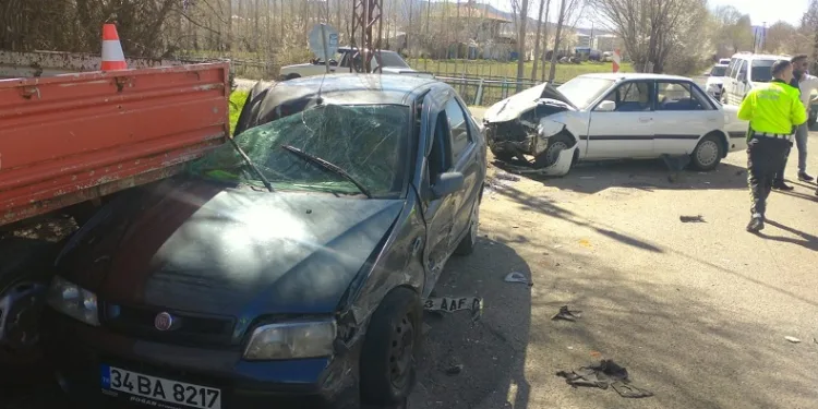 Bingöl’de trafik kazası: 6 yaralı