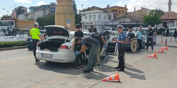 Çorum’da kurallara uymayan sürücülere ceza yağdı