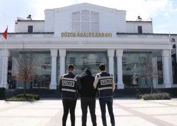 12 yıl kesinleşmiş hapis cezasıyla aranıyordu