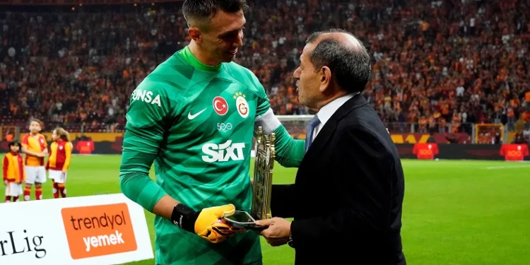 Fernando Muslera, 5. kez ‘dalya’ dedi