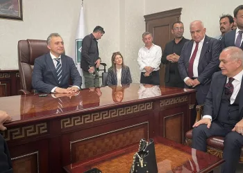 Osmaniye Belediyesinde devir teslim töreni