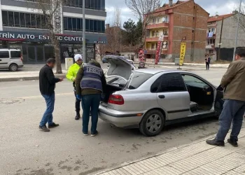Çorum polisinin şok uygulamaları sürüyor