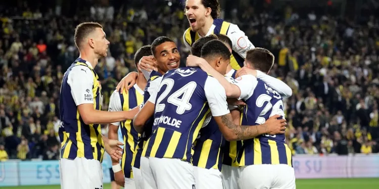 Alexander Djiku ikinci golünü kaydetti