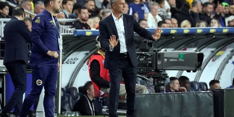 Fenerbahçe Teknik Direktörü İsmail Kartal: “Hak ederek 3 puan aldık”