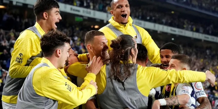 Fenerbahçe’den ligde üst üste 6. galibiyet