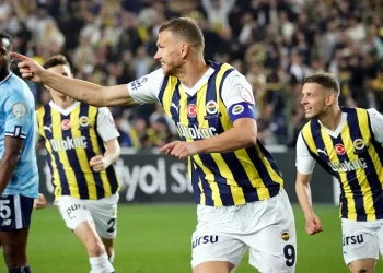 Edin Dzeko ligde 19. golüne ulaştı