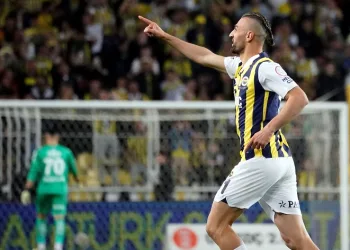 Serdar Dursun, Fenerbahçe’de 2. golüne ulaştı