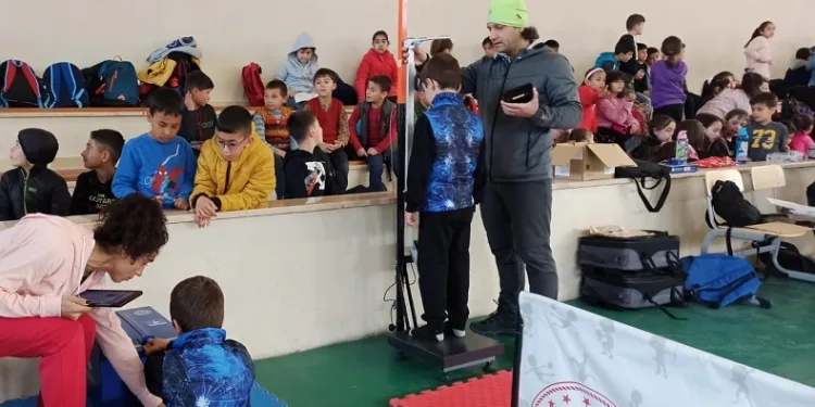 Balıkesir’de yetenekli sporcuların taraması devam ediyor