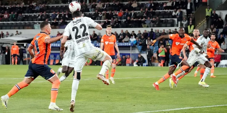 Trendyol Süper Lig: RAMS Başakşehir: 1 – Beşiktaş: 1