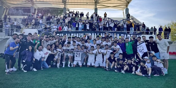 U17 Ligi’nin namağlup şampiyonu Manisa FK oldu