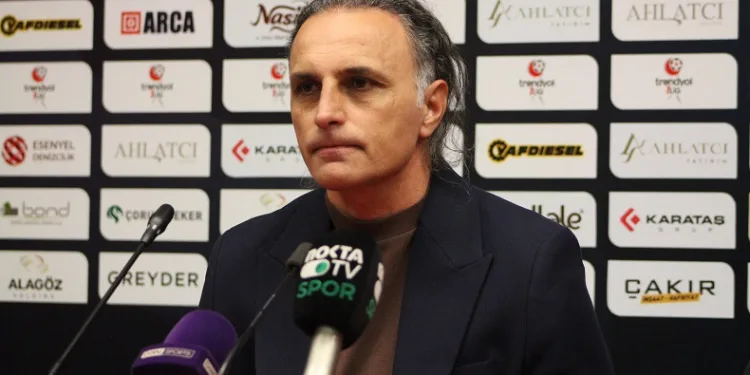 Kocaelispor Teknik Direktörü Mustafa Gürsel: “Hedefimize ulaşmak için ne gerekiyorsa yapacağız”