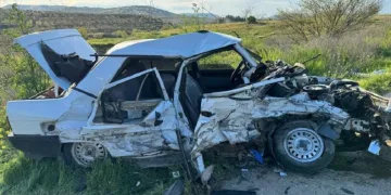 Hatalı sollama kaza getirdi: 6 yaralı