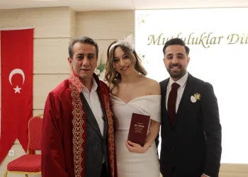 Efeler Belediye Başkanı Anıl Yetişkin ilk nikahını kıydı