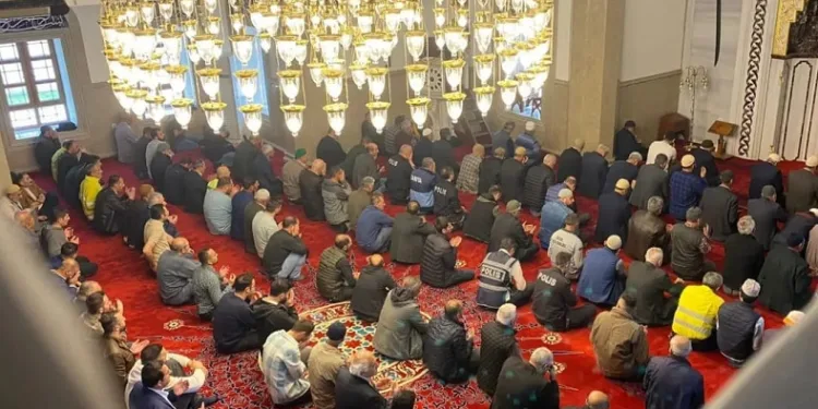 İliç’te şehit polisler için mevlit okutuldu