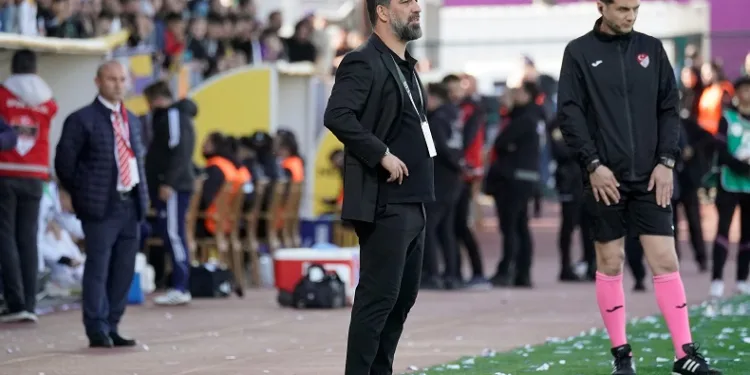 Eyüpspor Teknik Direktörü Arda Turan: “Süper Lig’e renk katacağız”