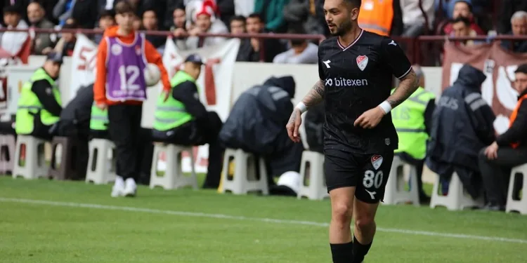 Elazığspor’da Beykan Şimşek cezalı duruma düştü