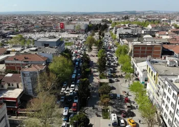 Şehrin merkezinde bayram yoğunluğu