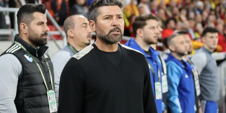 Erzurumspor FK Teknik Direktörü Hakan Kutlu: “Göztepe, hak ettiği bir galibiyet aldı”