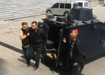 Hamile kardeşlerini öldüren 2 ağabey tutuklandı