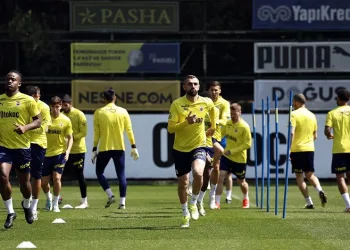 Fenerbahçe, Fatih Karagümrük maçı hazırlıklarına başladı