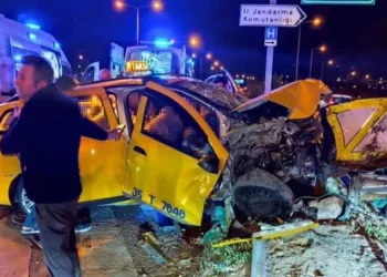 İzmir’deki ticari taksi kazasında ölü sayısı 2’ye yükseldi