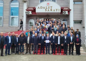 Ercan Öncebe mazbatasını alarak göreve başladı