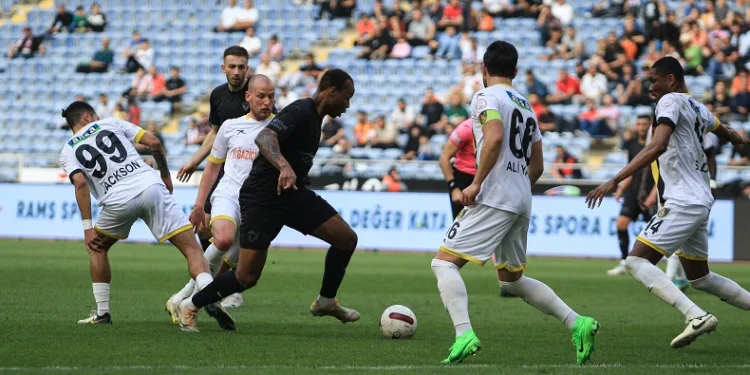 Trendyol Süper Lig: Hatayspor: 0 – İstanbulspor: 3