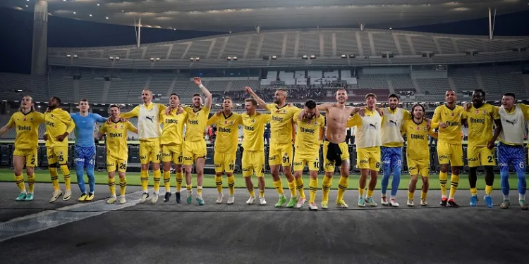 Fenerbahçe’den ligde üst üste 7. galibiyet