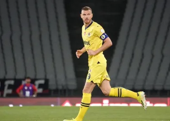 Edin Dzeko, Fenerbahçe’de 20 golü geçen 5. yabancı futbolcu oldu