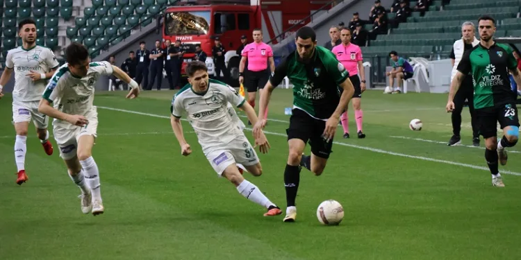 Kocaelispor- Giresunspor maçında liste krizi