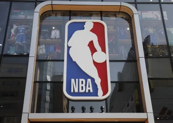 NBA’de normal sezon tamamlandı