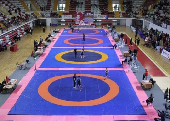 Güreş U15 Türkiye Şampiyonası, Sivas’ta başladı