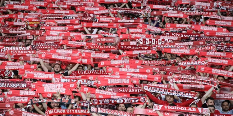 Sivasspor – Fenerbahçe maçının biletleri satışa çıktı