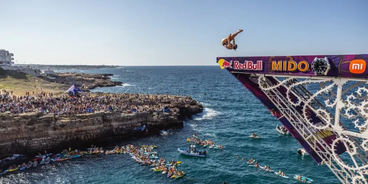 Red Bull Cliff Diving 15 yıl aradan sonra yeniden Türkiye’de