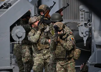 Karadeniz’deki en büyük NATO tatbikatı, 13 ülkenin katılımıyla devam ediyor
