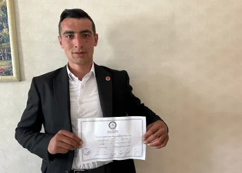 Kızılcahamam’ın en genç muhtarı 22 yaşındaki Hüseyin Ünsal görevine başladı