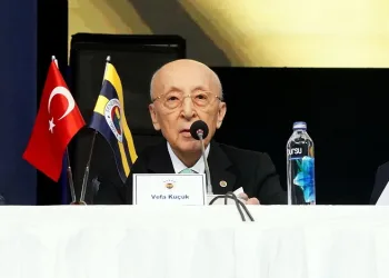 Vefa Küçük, Fenerbahçe Yüksek Divan Kurulu Başkanlığı’na adaylığını açıkladı