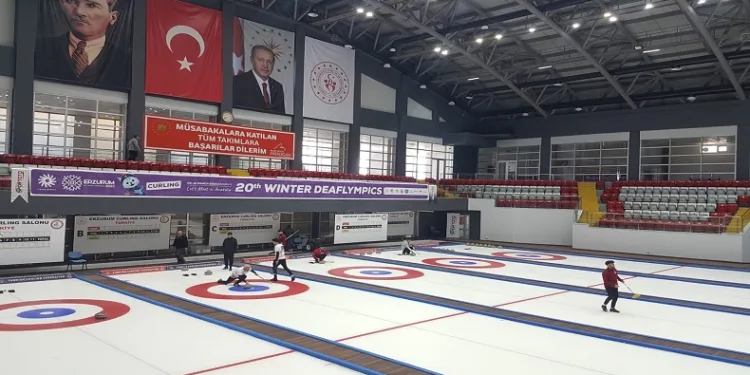 Erzurum’da curling heyecanı