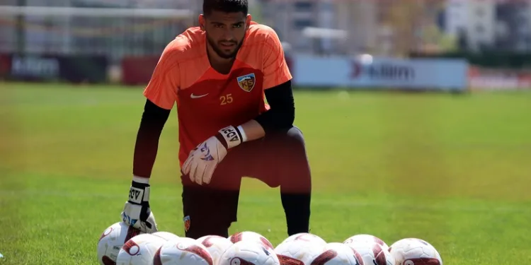Kayserispor’un kalecisi Bilal Bayazit: “Gönlüm milli takıma çağrılmak ister”