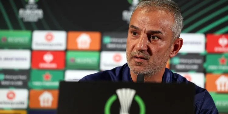 Fenerbahçe Teknik Direktörü İsmail Kartal: “Rakibimizi yenip yarı finale yükselmek istiyoruz”