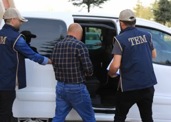Isparta’da FETÖ’den aranan ihraç astsubay yakalandı